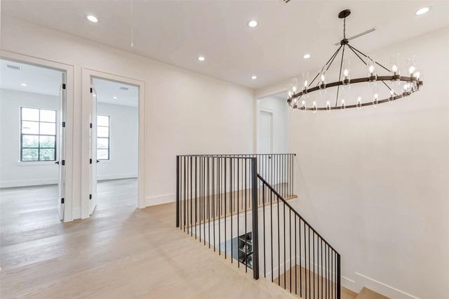 6911 Hartland Avenue, Houston, TX 77055