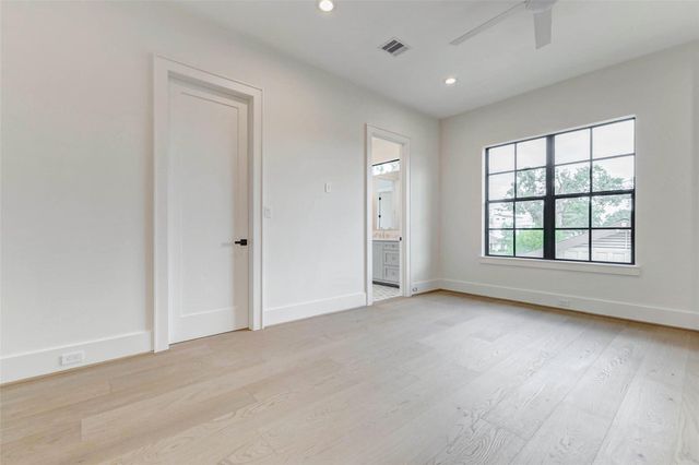 6911 Hartland Avenue, Houston, TX 77055