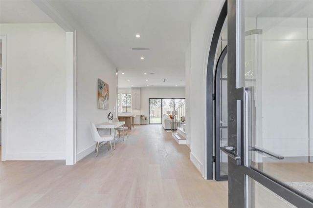 6911 Hartland Avenue, Houston, TX 77055