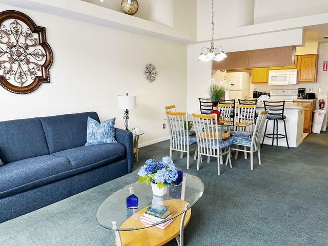 2040 ROYAL BAY BOULEVARD 30, Kissimmee, FL 34746