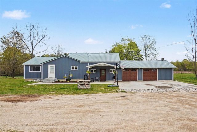 18680 220th Avenue, Big Rapids, MI 49307