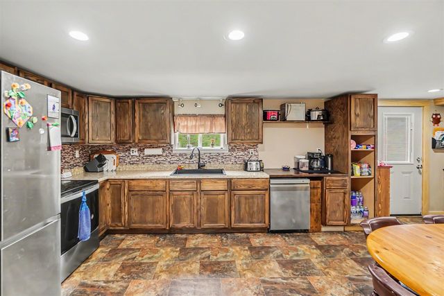18680 220th Avenue, Big Rapids, MI 49307