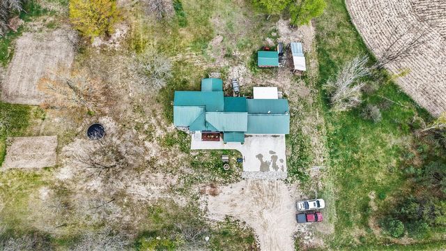 18680 220th Avenue, Big Rapids, MI 49307