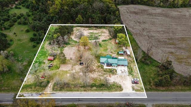 18680 220th Avenue, Big Rapids, MI 49307