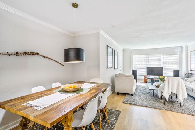 7924 Royal Lane 106, Dallas, TX 75230