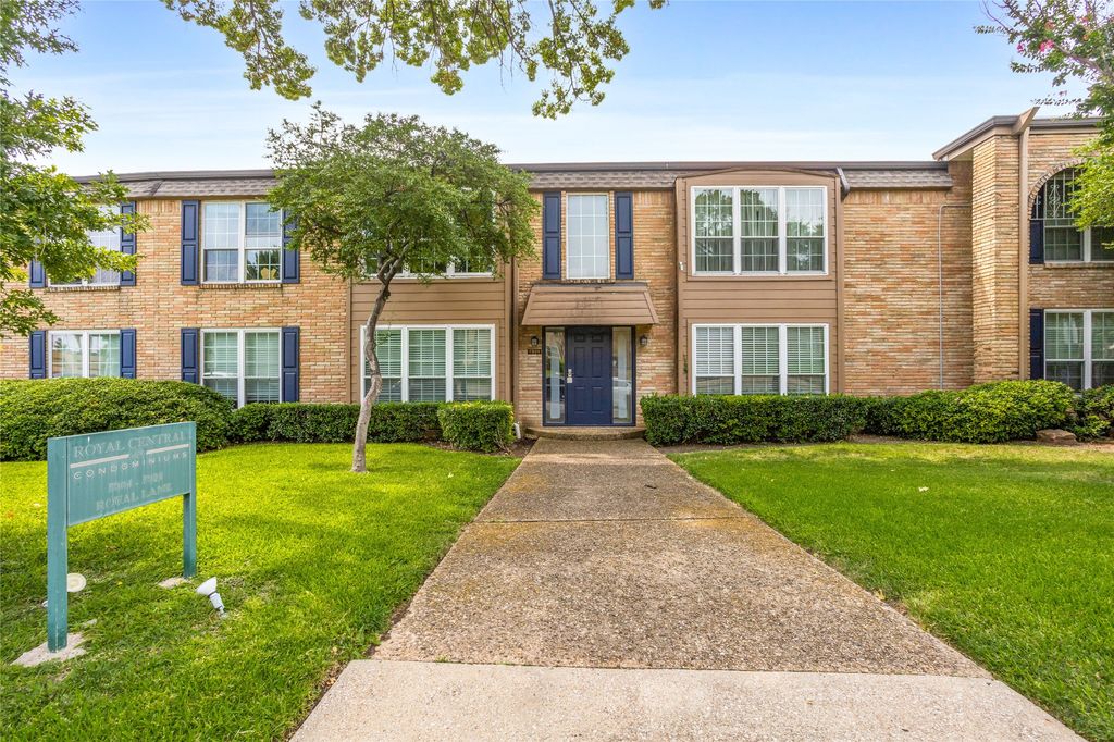 7924 Royal Lane 106, Dallas, TX 75230