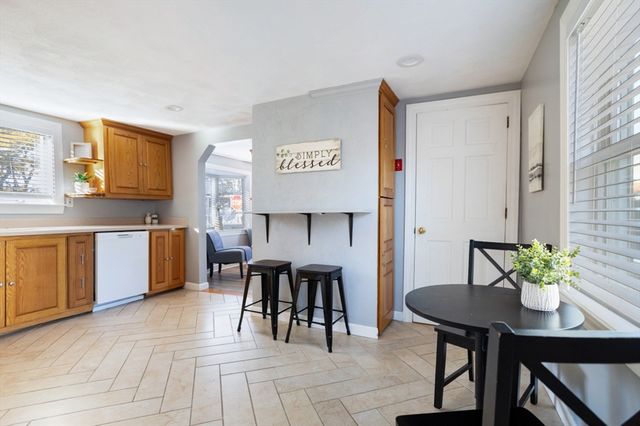 22 Laconia Ave, Saugus, MA 01906