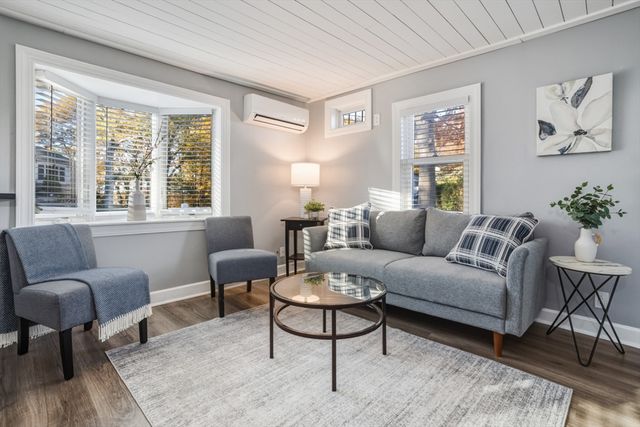 22 Laconia Ave, Saugus, MA 01906