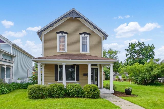 338 Oakton AVENUE, Pewaukee, WI 53072