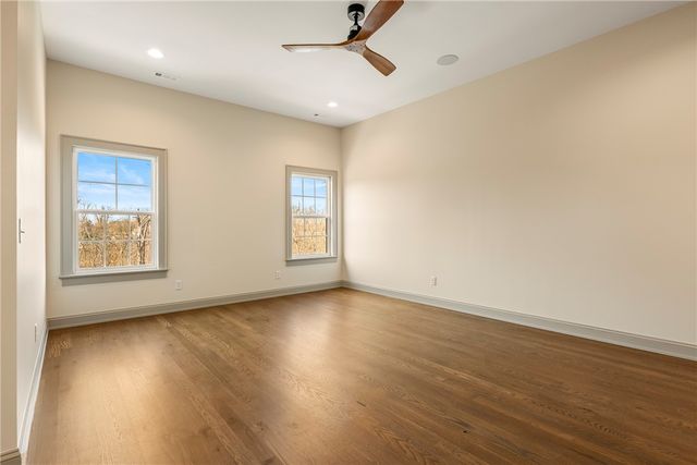 1037 NW A Street, Bentonville, AR 72712