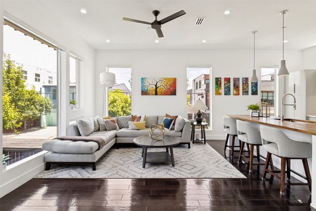 4811 Manett Street 101, Dallas, TX 75204