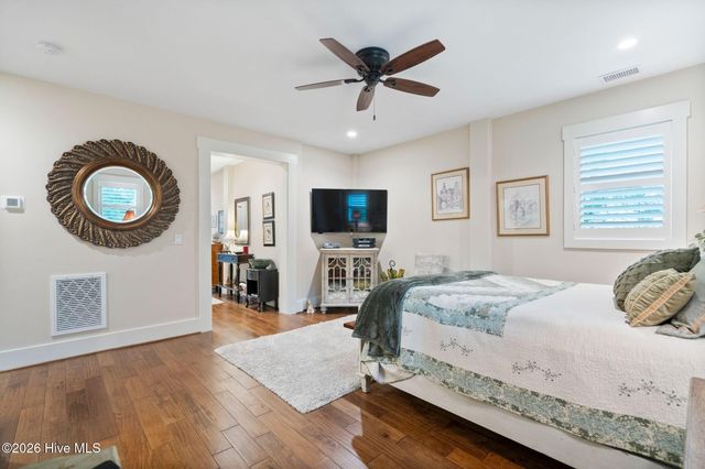 6420 River Vista Drive, Wilmington, NC 28412