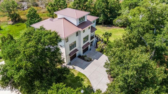 6420 River Vista Drive, Wilmington, NC 28412