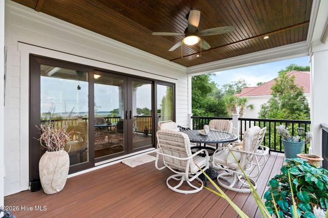 6420 River Vista Drive, Wilmington, NC 28412