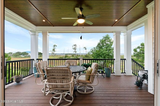 6420 River Vista Drive, Wilmington, NC 28412
