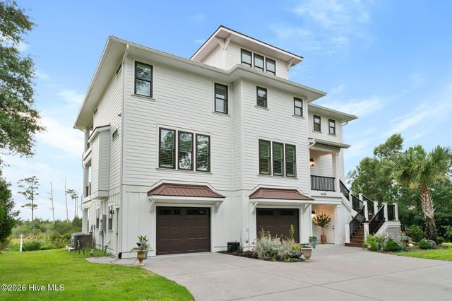 6420 River Vista Drive, Wilmington, NC 28412