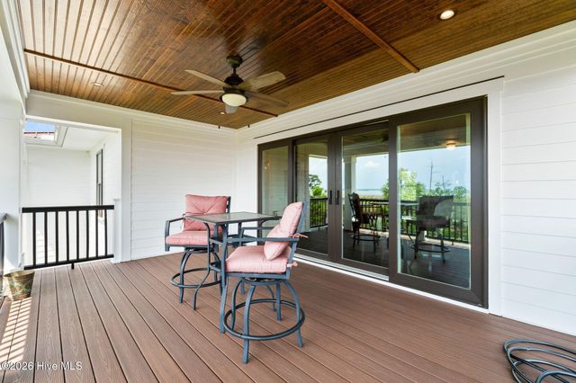 6420 River Vista Drive, Wilmington, NC 28412