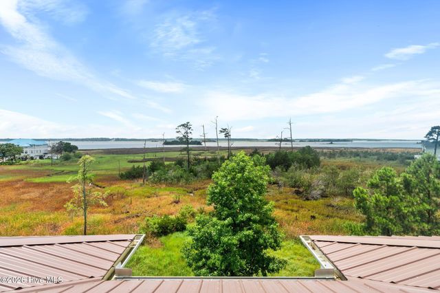 6420 River Vista Drive, Wilmington, NC 28412