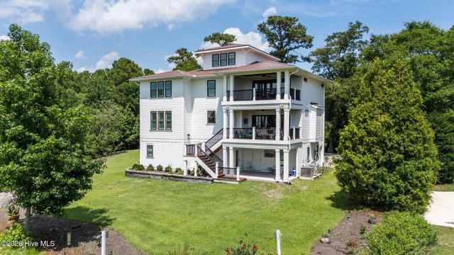6420 River Vista Drive, Wilmington, NC 28412