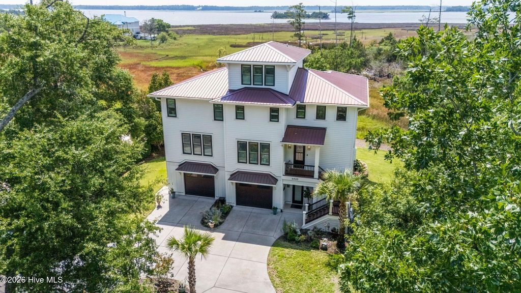 6420 River Vista Drive, Wilmington, NC 28412