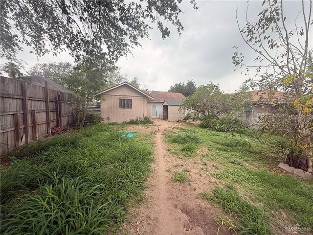 502 N Linares Street, Alton, TX 78573