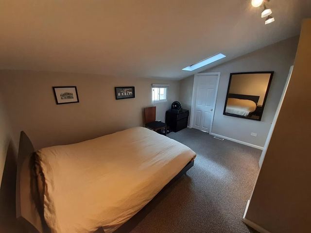 1736 W Beach Avenue, Chicago, IL 60622