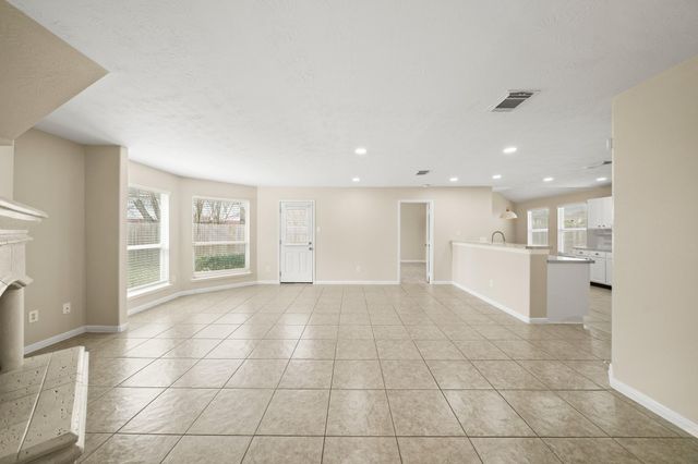 3002 Palace Oaks Drive, Houston, TX 77082