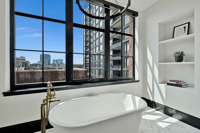 1109 W WASHINGTON Boulevard 5C, Chicago, IL 60607