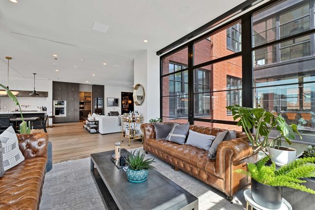 1109 W WASHINGTON Boulevard 5C, Chicago, IL 60607