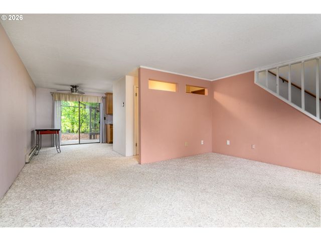 7925 Sw FANNO CREEK Dr 6, Tigard, OR 97224