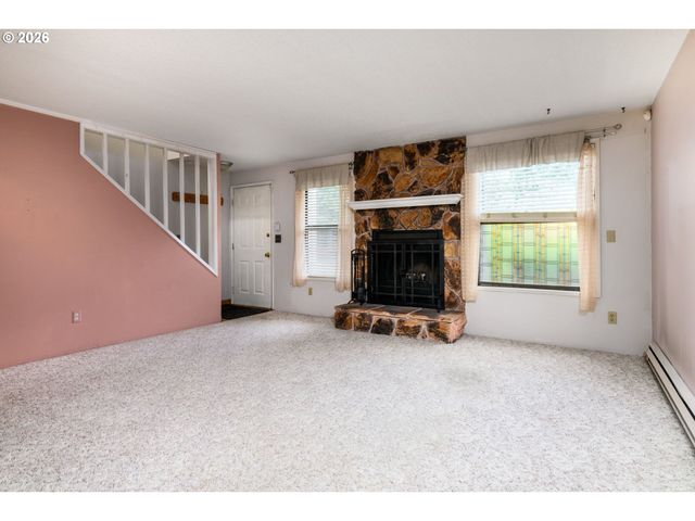 7925 Sw FANNO CREEK Dr 6, Tigard, OR 97224