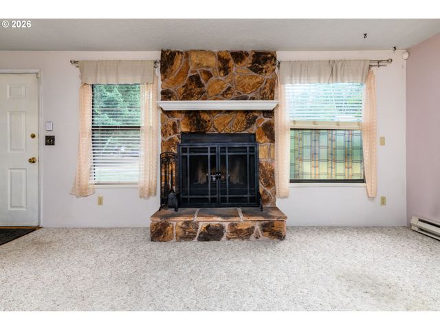 7925 Sw FANNO CREEK Dr 6, Tigard, OR 97224