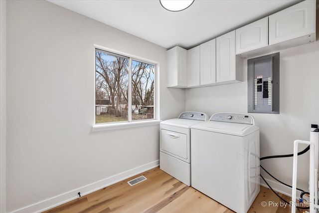 2617 W Emerald Court, Mchenry, IL 60051