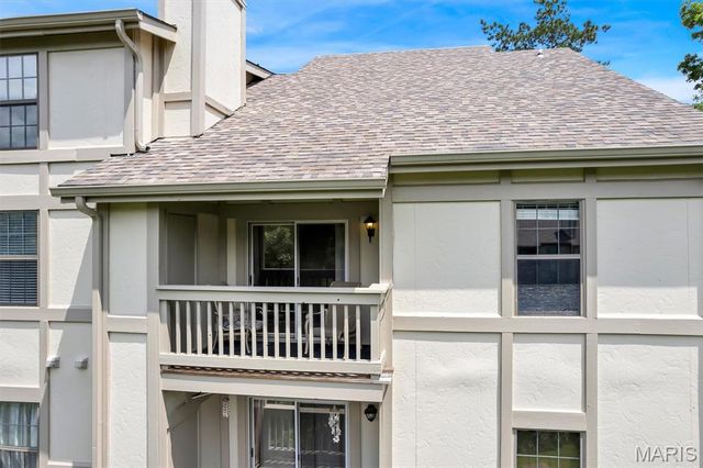 2201 Sequoia Park Court E, Maryland Heights, MO 63043
