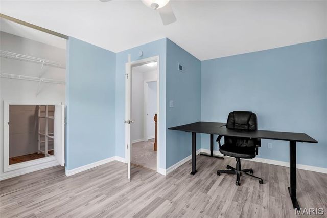 2201 Sequoia Park Court E, Maryland Heights, MO 63043