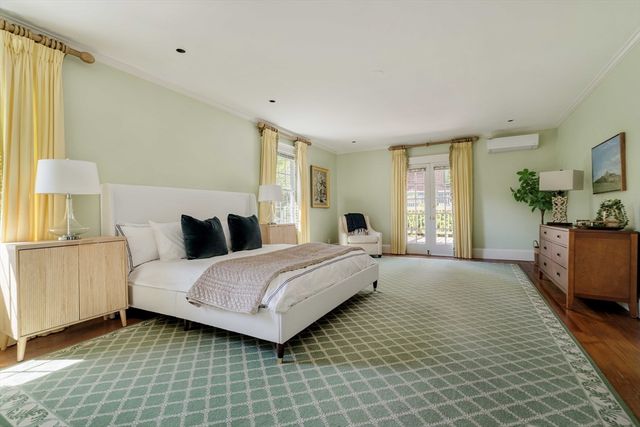 17 Chesham Road, Brookline, MA 02445