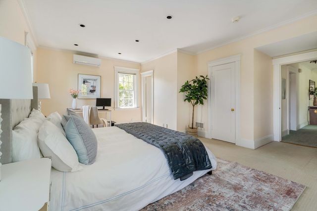 17 Chesham Road, Brookline, MA 02445