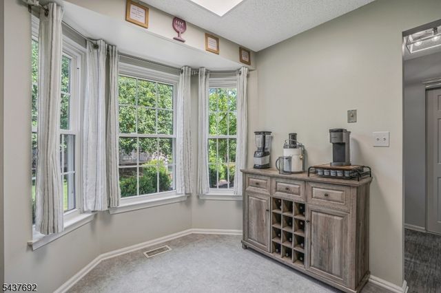 130 Arbor Way, Branchburg Twp., NJ 08876