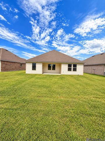 734 Lambot Ave, Zachary, LA 70791