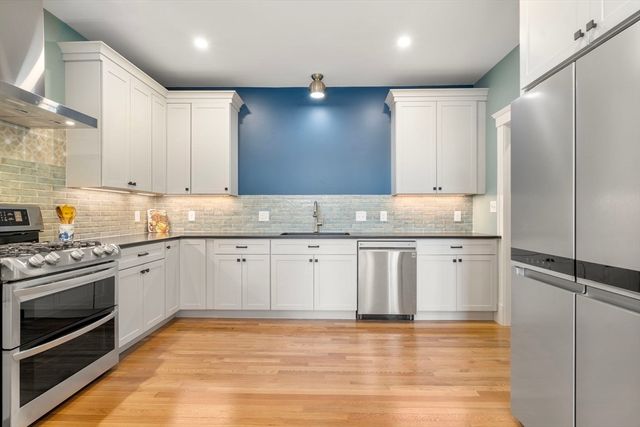 132 Sewall Avenue C, Brookline, MA 02446