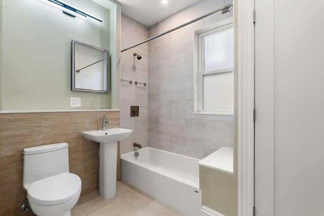 132 Sewall Avenue C, Brookline, MA 02446