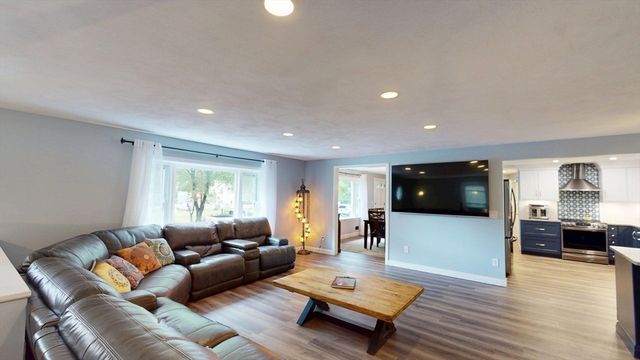 52 Prospect Avenue, Attleboro, MA 02703