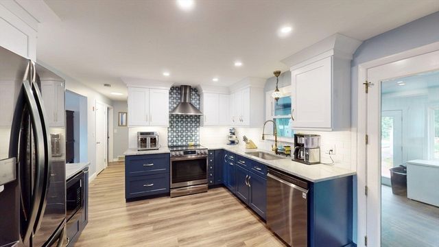 52 Prospect Avenue, Attleboro, MA 02703