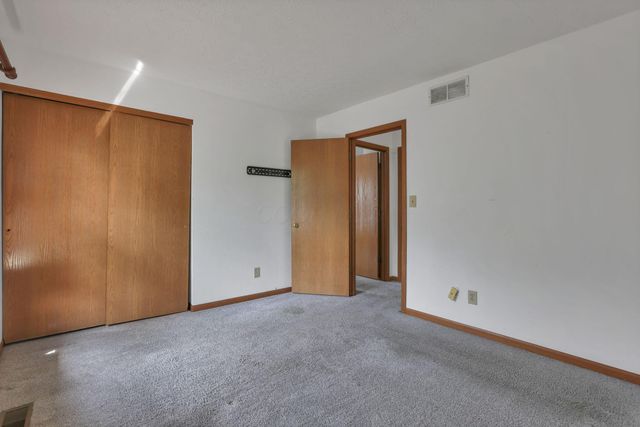 3691 Carriage Run Drive, Hilliard, OH 43026