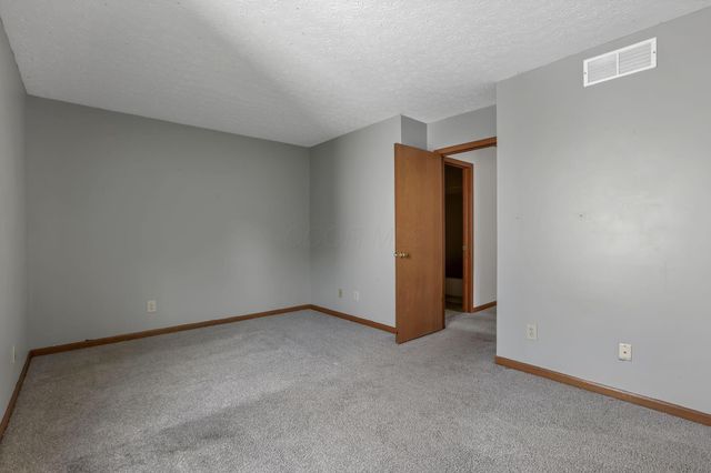 3691 Carriage Run Drive, Hilliard, OH 43026