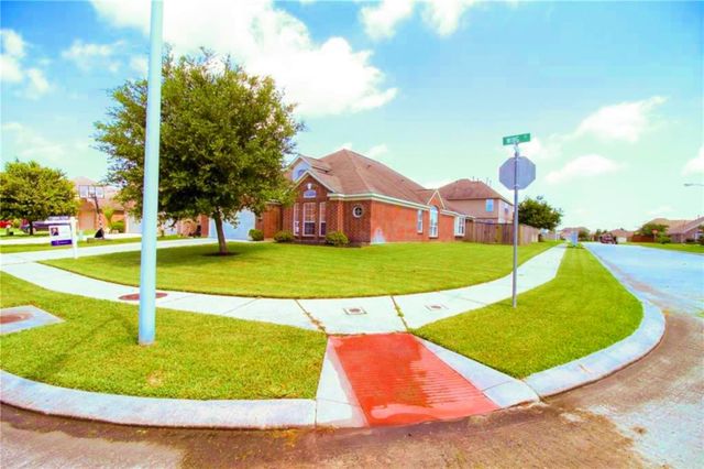 9935 Wing Street, Conroe, TX 77385