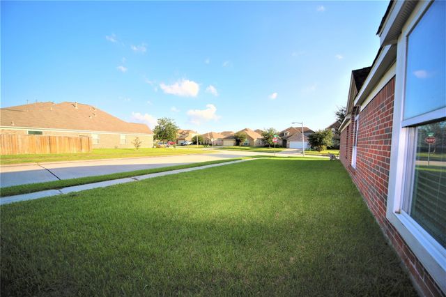 9935 Wing Street, Conroe, TX 77385