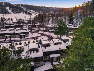 15 Alpine Meadow, Ellicottville, NY 14731