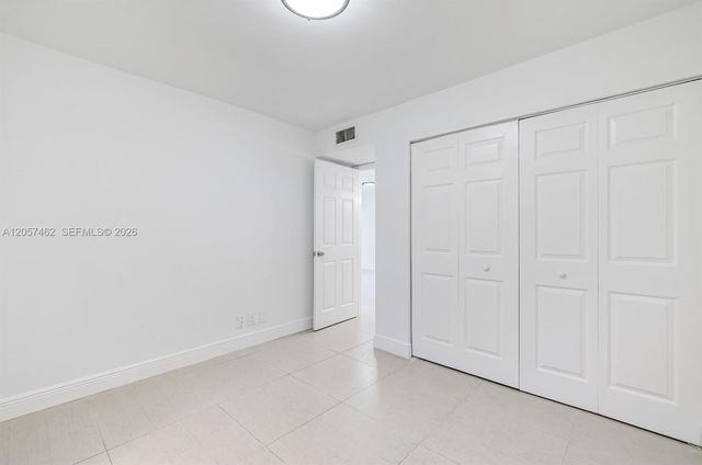 9471 Evergreen Place 104, Davie, FL 33324