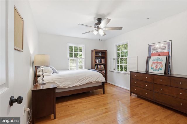 11180 TATTERSALL TRL, Oakton, VA 22124